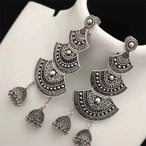 Factory Custom Design Wholesale 925 Sterling Silver Earrings Fashion  Cutting Hoops - China Bracelet and Necklace price | Made-in-China.com